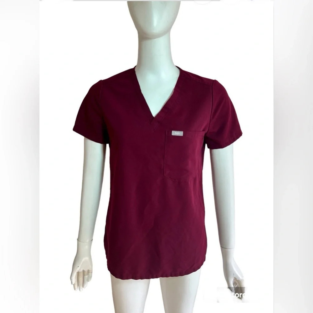 FIGS Catarina 1 Pocket Scrub Top Size XS Stretch Burgundy Women's Short Sleeve - Picture 2 of 8